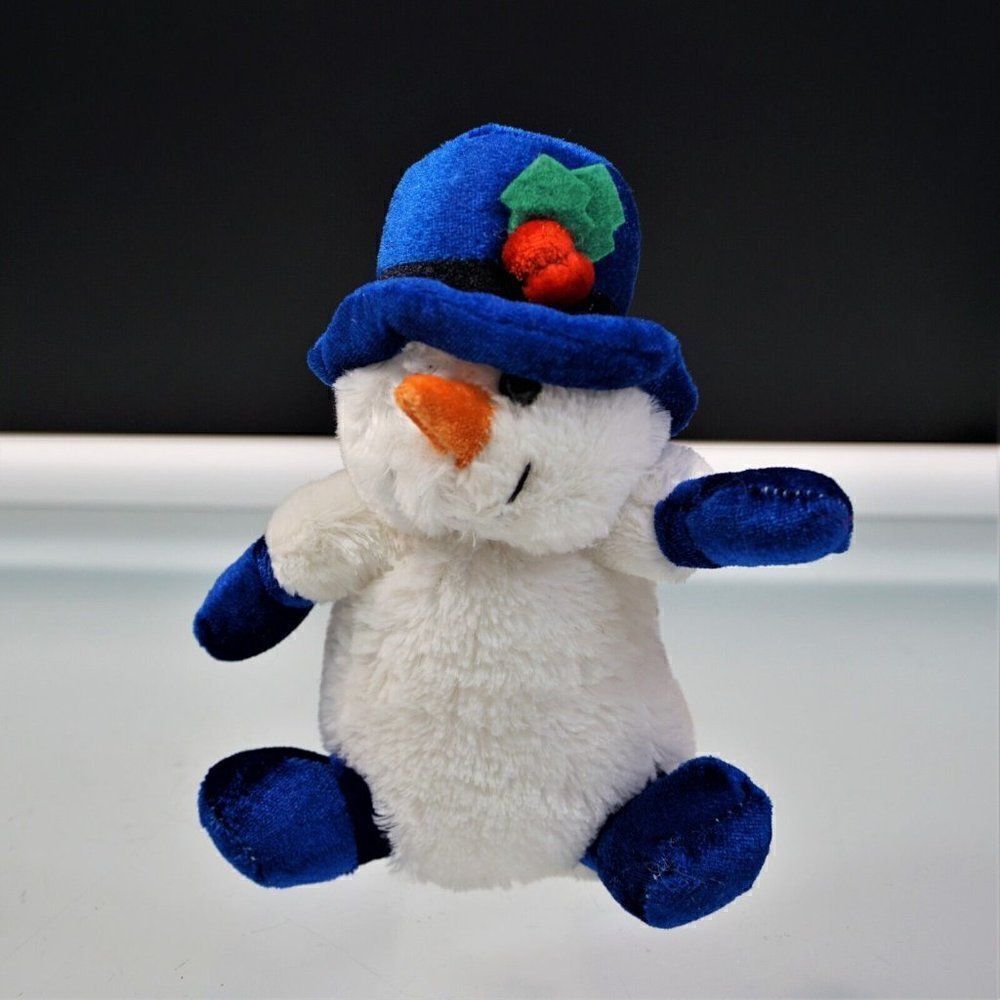 Dan Dee Snowman Plush Doll Stuffed Animal Christmas Holiday Toy